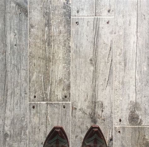 Barnwood Tile Flooring | GoodDesign