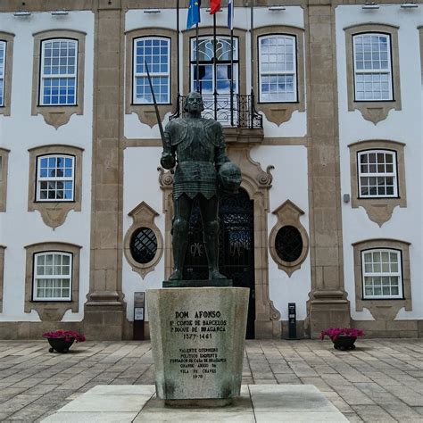 ESTÁTUA DE D. AFONSO (2026) All You Need to Know BEFORE You Go (with ...