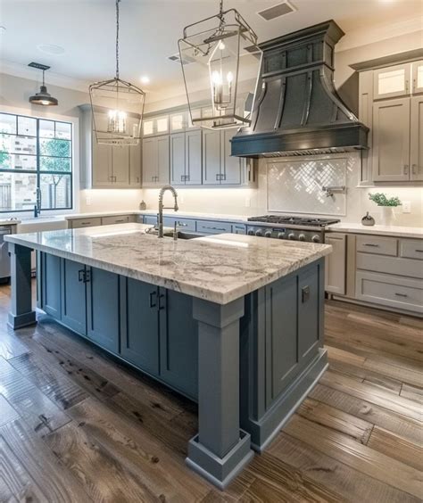 Pin by Kim McCracken on Designer ideas | Kitchen remodel design ...