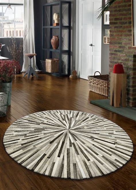 Get Ostelle Brown Hairon Leather Round Rug at ₹ 10618 | LBB Shop