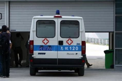 上海120救护车拟剥离非急救业务 鼓励社会资本运营-搜狐新闻