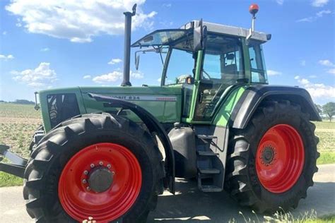 12.800 Betriebsstunden: Fendt 824 Favorit Traktor für 52.955 Euro ...