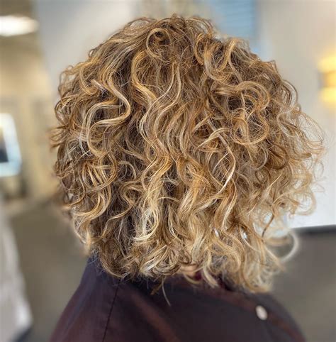 25 Balayage Ideas for Long and Short Curly Hair