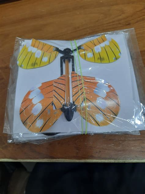 Outee 10 Packs Magic Flying Butterfly Card Surprise Wind Up Butterfly ...