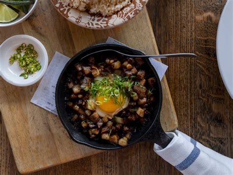 Olay's Thai Lao Cuisine - Review - Chinatown - Oahu - The Infatuation