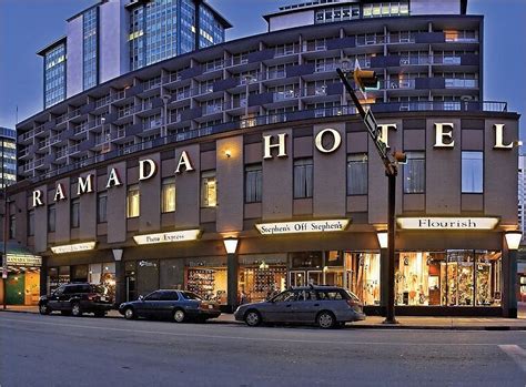 RAMADA PLAZA BY WYNDHAM CALGARY DOWNTOWN (Alberta) - Hotel Reviews ...