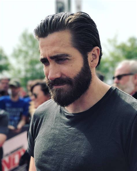 Jake Gyllenhaal Beard