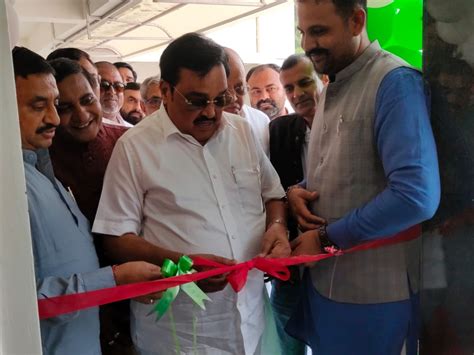 CR of Unity Blood Bank and Hyatt Place in Bharuch. Patil launched a ...