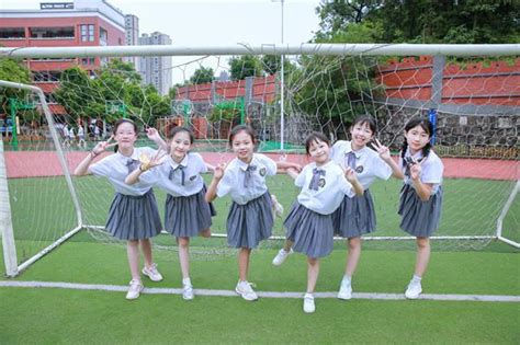组图｜长沙多所小学拍摄创意毕业照，满屏无忧无虑的快乐_腾讯新闻