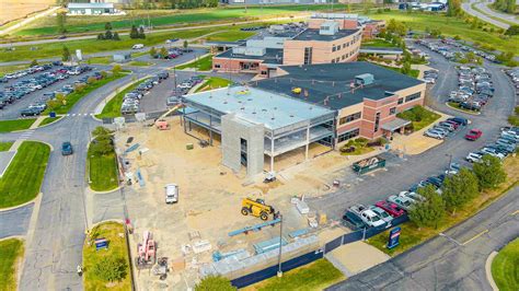 Corewell Health Zeeland Hospital | Medical Office Building - EV Construction