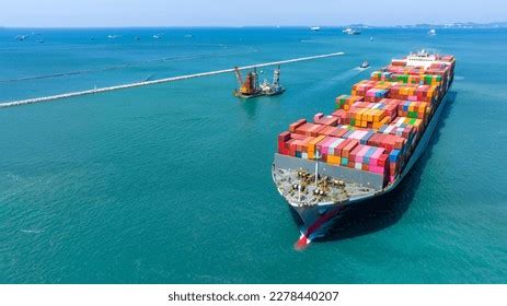 Ship Front View 的图像结果