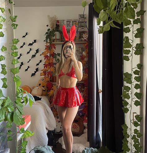 Beauties Daily 17.6k on Twitter: "RT @DerpDream: Bunny girl"