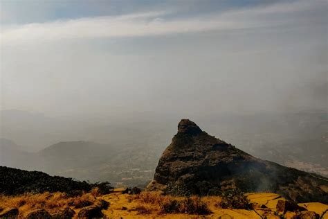 One Day Mangalore to Sakleshpur Trip - Book Now @ Rs.4999 (17% off)