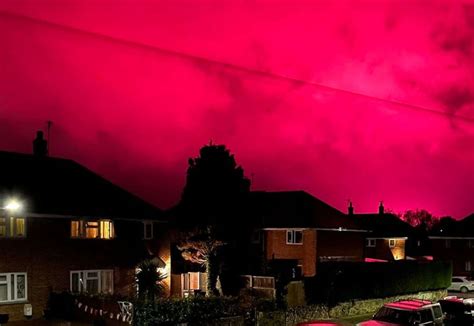 'Stranger Things' pink sky photographed over Thanet
