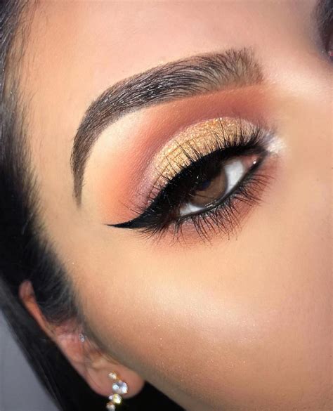 gold makeup looks