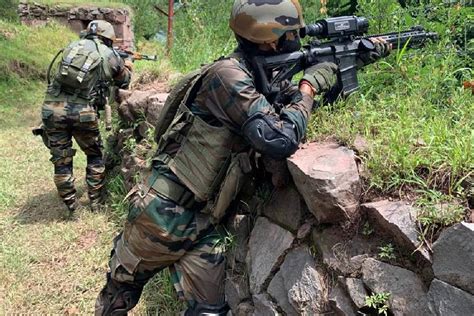 Forces foil infiltration bid, inflict heavy losses THE NEW INDIAN ...