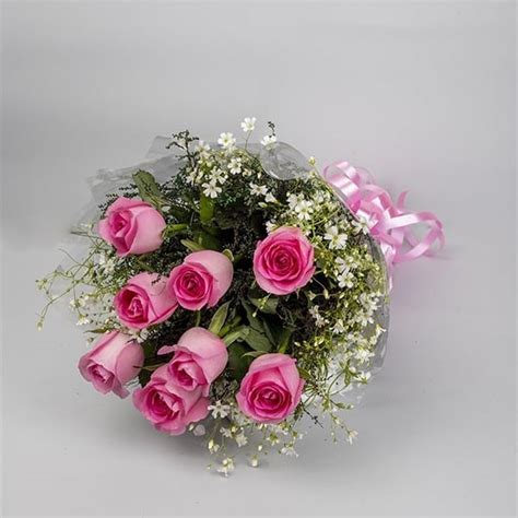 8 Pink Roses Cellophane Packing Bunch - DP Saini Florist & Baker's