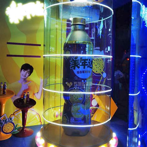 四川攀枝花玻璃钢饮料瓶模型雕塑装置促销展 - 方圳玻璃钢