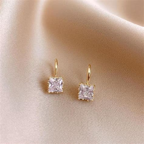 Gold Plated Simple Style Square Diamond Drop Earrings – Aferando
