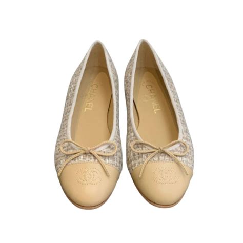 Chanel Ballet Flats Beige For Women - crozus