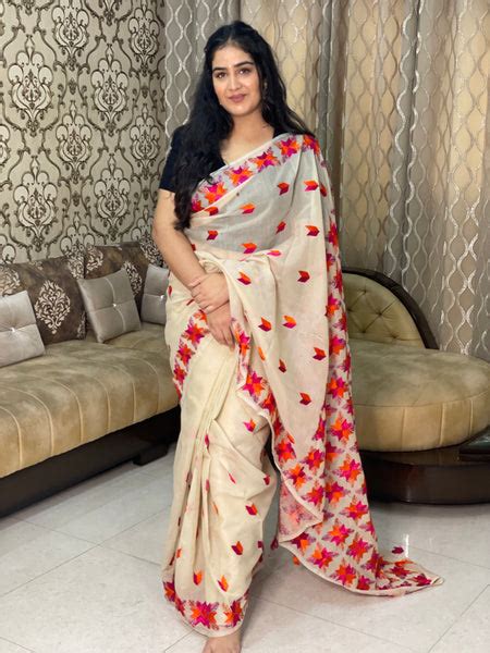 Hand Embroidered Phulkari Saree – Just Phulkari