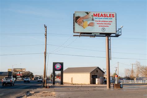 Kennedy Attends Funeral of Texas Girl Who Died of Measles - The New York Times