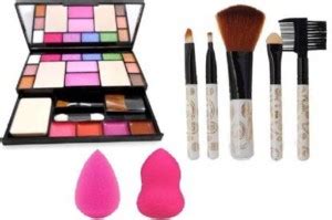 AVEU 6171 Makeup kit + 5 pcs Makeup Brush + 2 pc Blender Puff Combo (8 ...