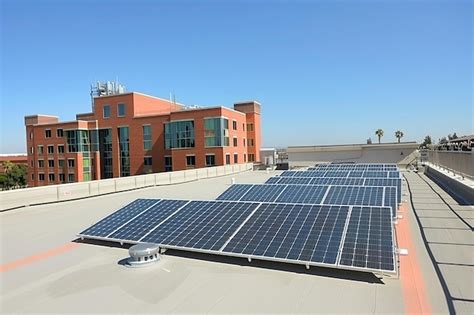 Solar High-Rise Building 的图像结果