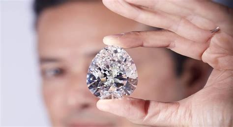 The Rock, the largest white diamond ever to appear at auction - IBTimes ...