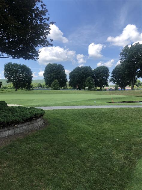 Played En Joie Golf Club in Endicott, NY last Friday. It is the host of ...