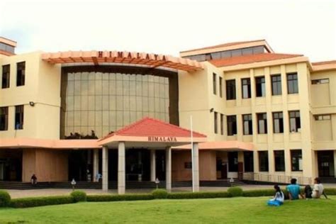 2022印度大学QS排名(最新)-2022QS印度大学排名一览表-排行时榜
