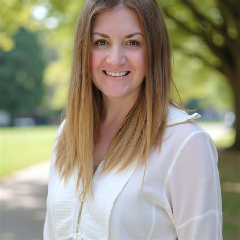 Is Cracker Barrel Open on Thanksgiving? 2025 Holiday Hours - Men's Journal