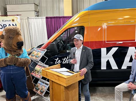Kansas Tourism unveils new mobile visitors center