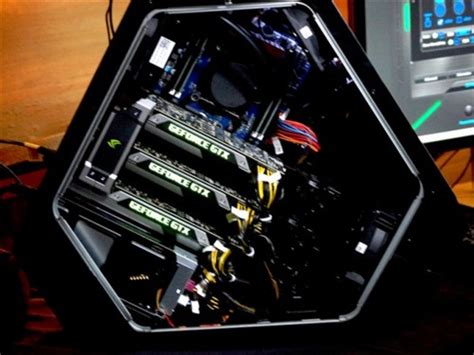 Alienware Desktop VIP Desk 的图像结果