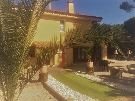 MON FARE (Argeles-sur-Mer) - Villa Reviews, Photos, Rate Comparison ...