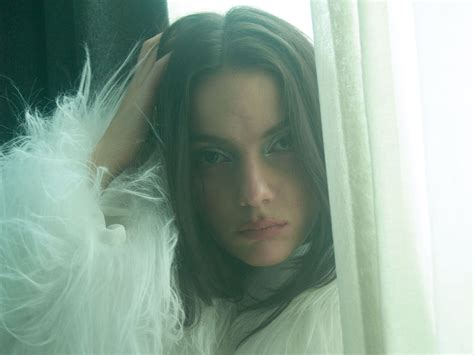 Dafne Keen | Cloudless, With Endless Visibility