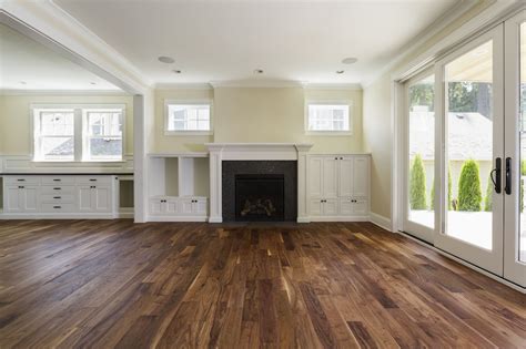 Pros vs. Cons of Pre-Finished Hardwood Flooring | Hardwood floor colors ...