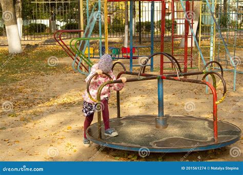 Playground Equipment Spinning Wheel