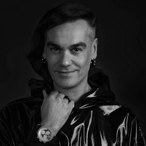 Adrián Rodríguez: "Casi todos mis seguidores en OnlyFans son gais" - Shangay