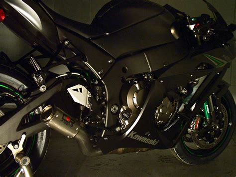 Racefit Black Edition (Rider Footrest Mount) Slip On Exhaust For ...
