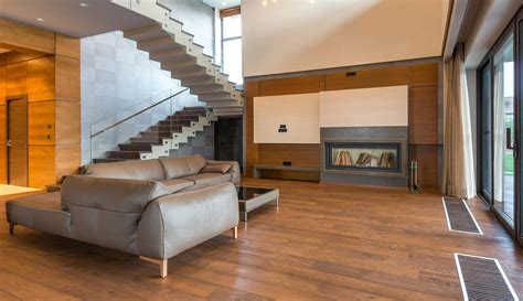 Expert Flooring Services in Aurora, IL | Creative Floors Inc.