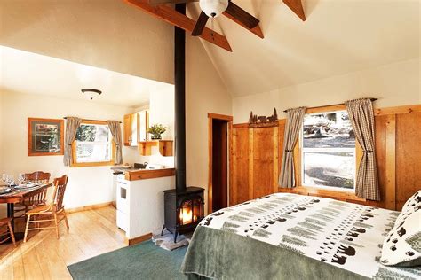 Tamarack Lodge & Resort – Rustic Vacations