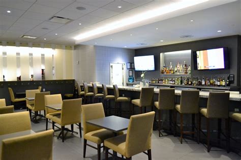 The Club MCO at Orlando International Airport | Amex US