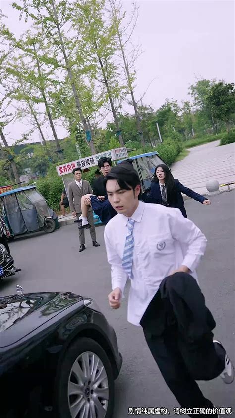 Broken Bonds, Rising Stars Chinese Drama Full 72 Episodes - MoboReels