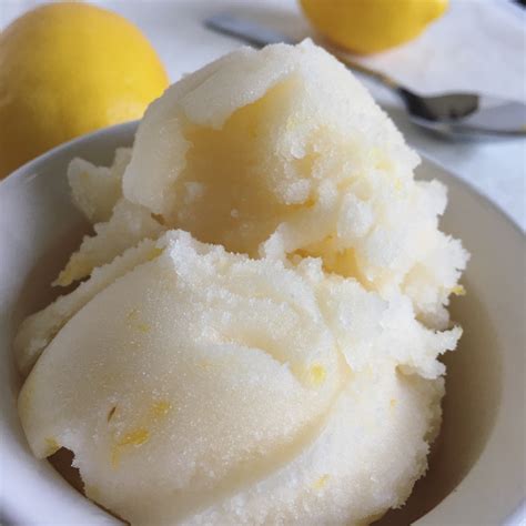 Easy Lemon Sorbet Ice Cream - Eazy Peazy Lemon Squeezee