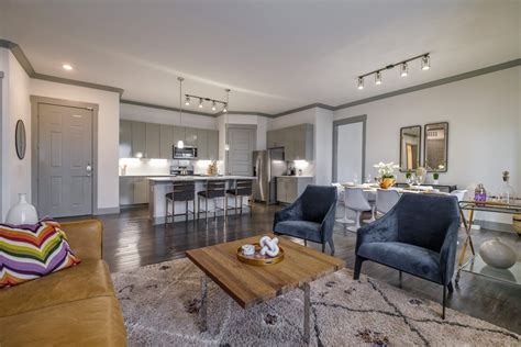 Reveal Skyline Apartments