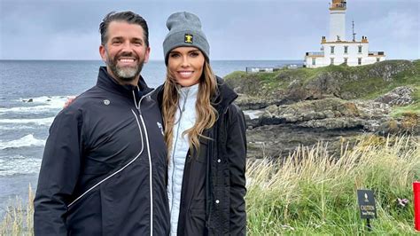 ¿Quiénes son los padres de Bettina Anderson? La prometida de Trump Jr ...