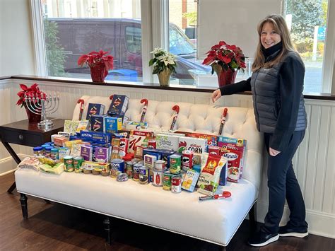 HL Gives for the Holidays - North of NYC