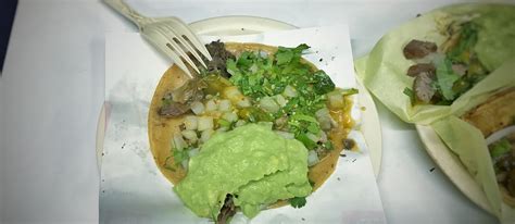 Tacos de Cabeza | Traditional Street Food From Mexico