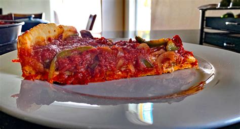 Chicago Deep Dish Pizza with Sausage, Pepper, Onion, and Mushrooms ...